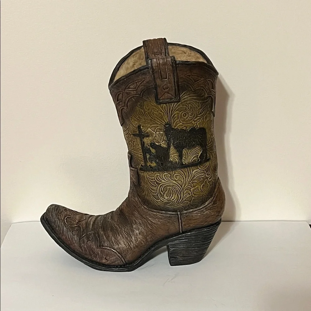 Rustic Brown and Tan Cowboy 🤠 Boot Figurine, Plant Holder, Vase NWOT